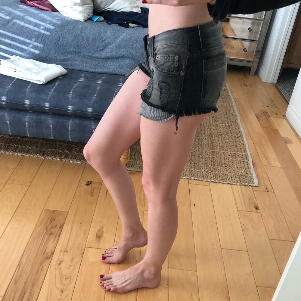 Black distressed denim Carman mini shorts - Picture 2 of 7